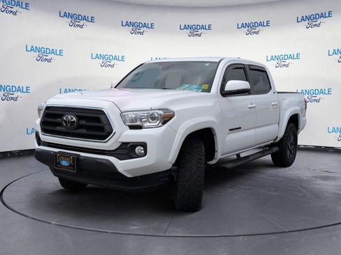 Used 2023 Toyota Tacoma SR5 w/ Technology Package RWD image 11