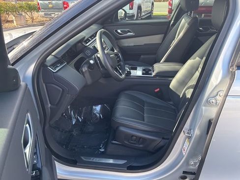 Used 2023 Land Rover Range Rover Velar R-Dynamic S image 15