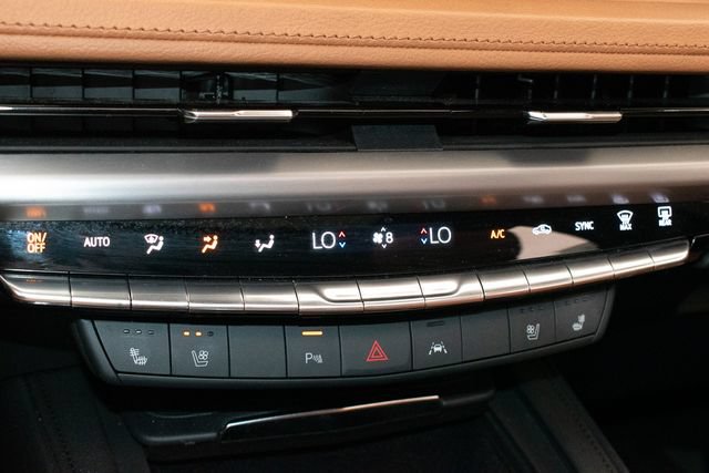 Certified 2025 Cadillac XT4 Sport AWD/4WD image 32