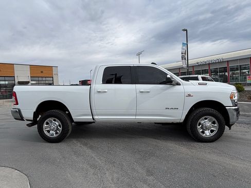 Used 2022 RAM 2500 Big Horn w/ Cold Weather Group AWD/4WD image 5