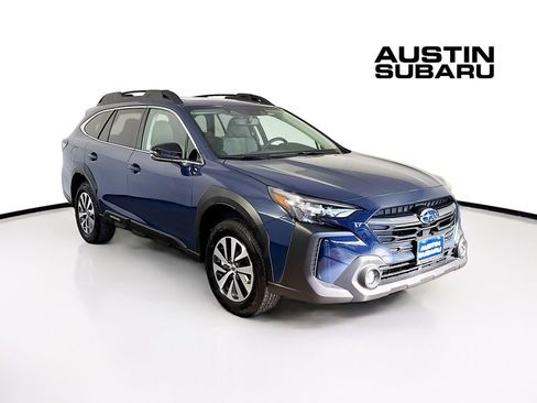 Certified 2025 Subaru Outback Premium image 1