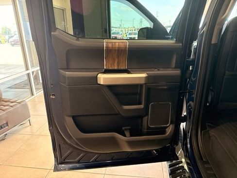 Used 2020 Ford F150 Lariat w/ Equipment Group 502A Luxury AWD/4WD image 13