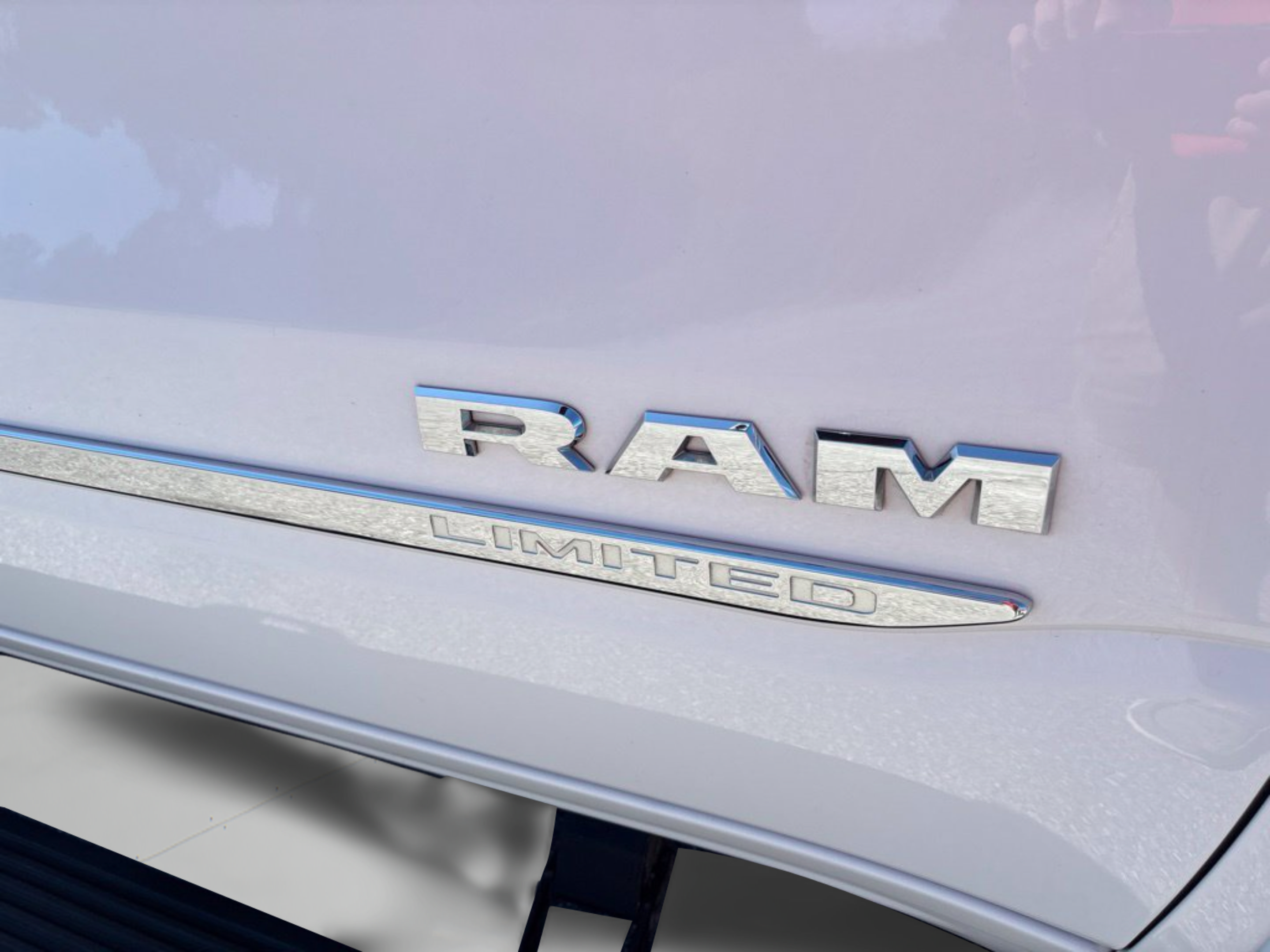 Used 2021 RAM 1500 Limited AWD/4WD image 38