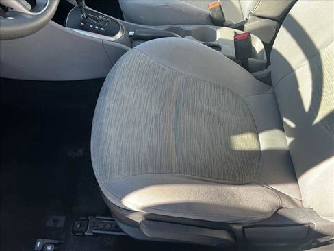 Used 2017 Hyundai Accent SE image 10