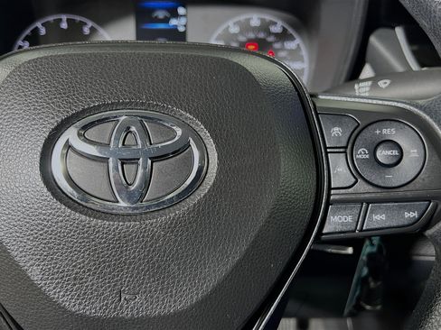 Used 2024 Toyota Corolla LE image 20