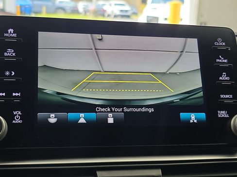 Used 2020 Honda Accord Sport image 22