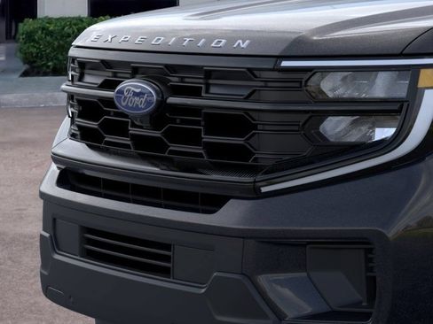 New 2026 Ford Expedition Active RWD image 17