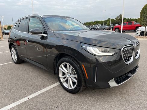 Used 2025 BMW X3 xDrive30i image 3