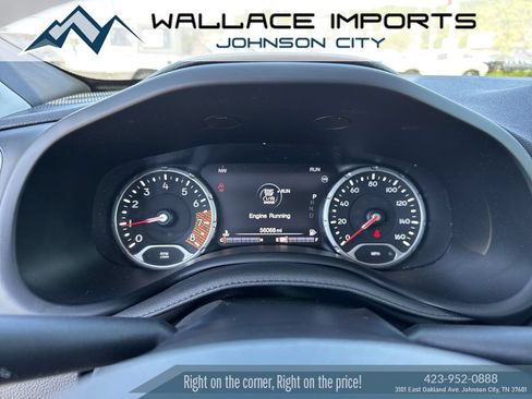 Used 2022 Jeep Renegade Latitude AWD/4WD image 34