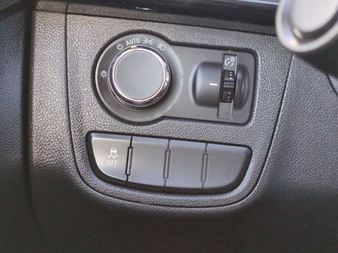 Used 2022 Chevrolet Spark LT image 28