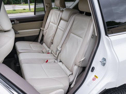 Used 2015 Lexus GX 460 Luxury AWD/4WD image 19