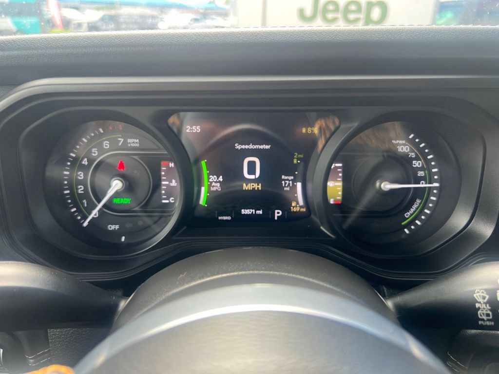 Used 2024 Jeep Wrangler Unlimited Sahara w/ Technology Group AWD/4WD image 60