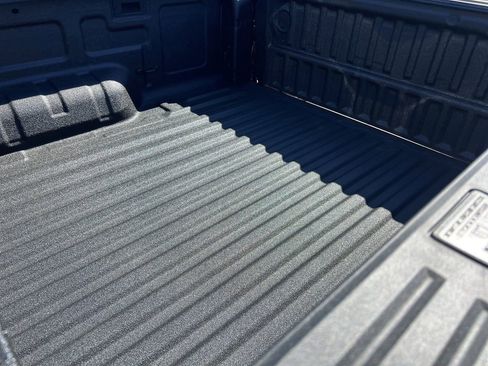 New 2025 Ford Ranger Raptor image 25