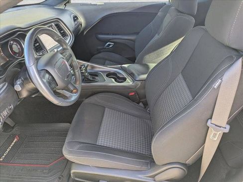 Used 2018 Dodge Challenger R/T w/ Performance Handling Group image 15