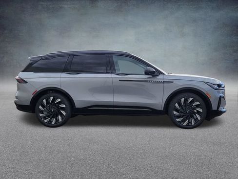 New 2026 Lincoln Nautilus Reserve AWD/4WD image 8