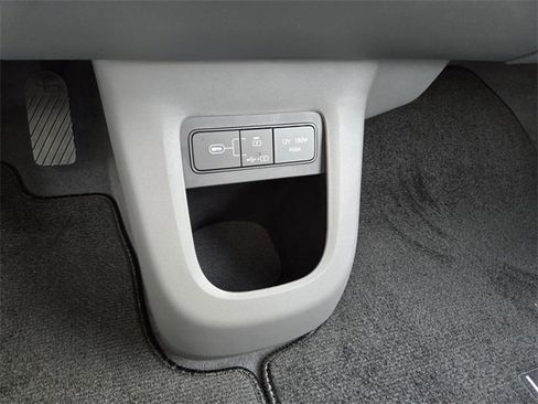 New 2026 Hyundai Ioniq 5 SEL image 16