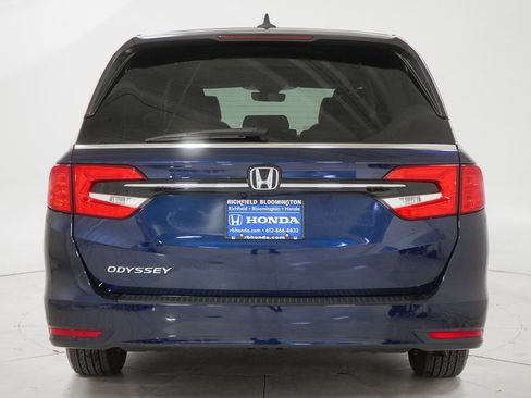 Used 2023 Honda Odyssey EX-L image 9
