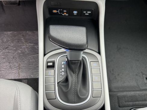 New 2026 Hyundai Kona SE image 17