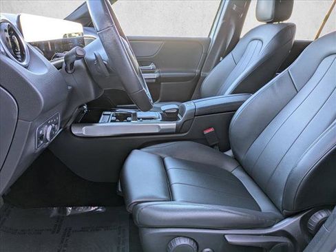 Certified 2022 Mercedes-Benz GLB 250 image 18