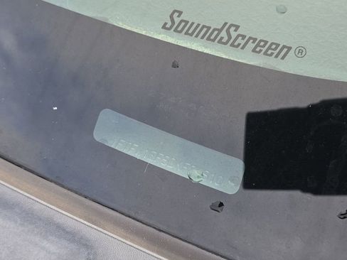 Used 2013 Ford F150 XLT w/ Luxury Equipment Group image 2