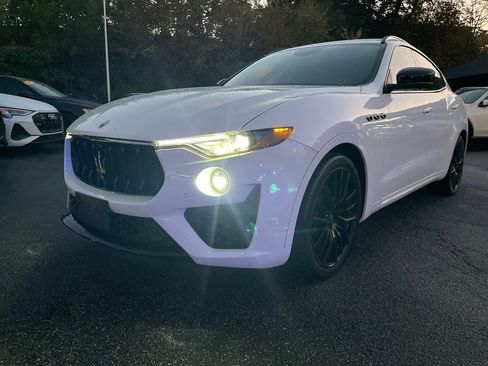 Used 2021 Maserati Levante image 76