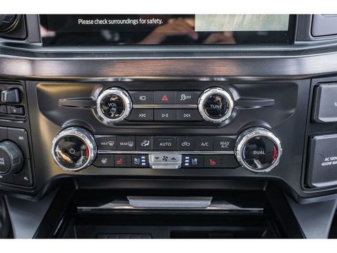 New 2025 Ford F250 Lariat w/ Lariat Ultimate Package AWD/4WD image 17
