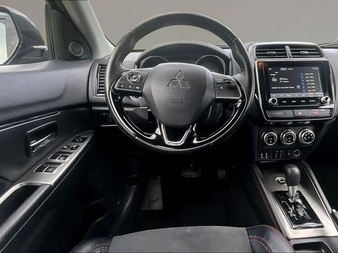 Used 2024 Mitsubishi Outlander Sport AWD image 8