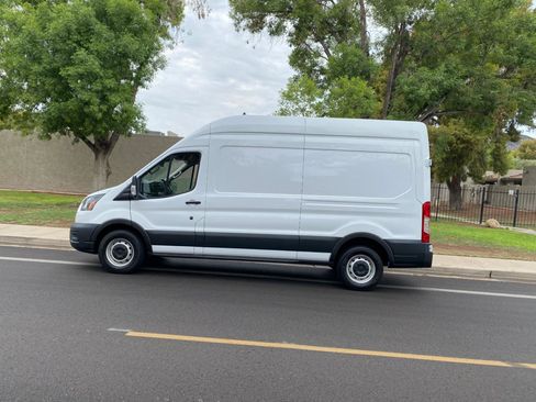Used 2021 Ford Transit 250 148 High Roof RWD image 10