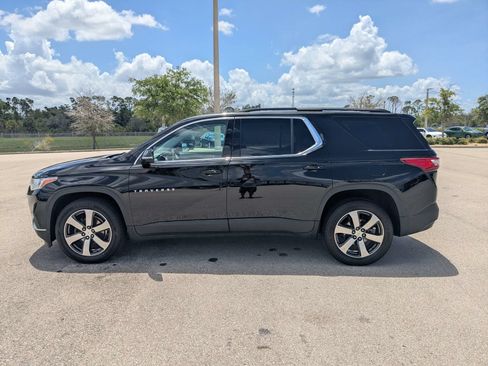 Used 2019 Chevrolet Traverse LT w/ LT Premium Package FWD image 8