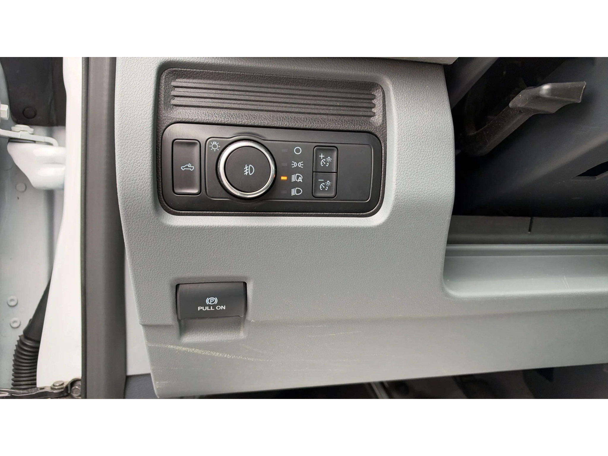 Used 2024 Ford F250 XL w/ XL Off-Road Package AWD/4WD image 16