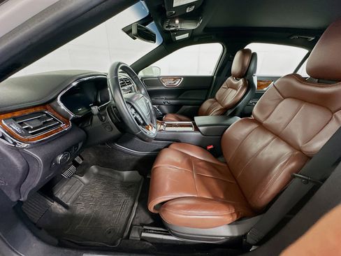 Used 2017 Lincoln Continental Reserve FWD image 13