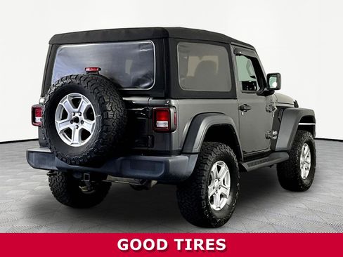 Used 2018 Jeep Wrangler Sport AWD/4WD image 6