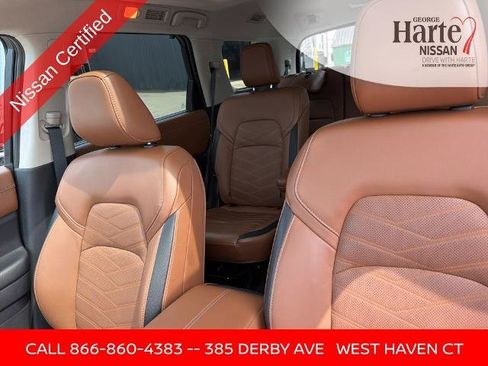 Certified 2023 Nissan Pathfinder Platinum AWD/4WD image 17