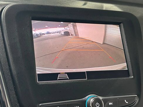 Used 2022 Chevrolet Equinox LT FWD image 20