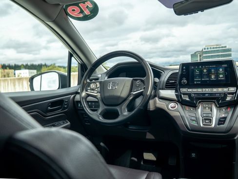 Used 2019 Honda Odyssey EX-L image 21