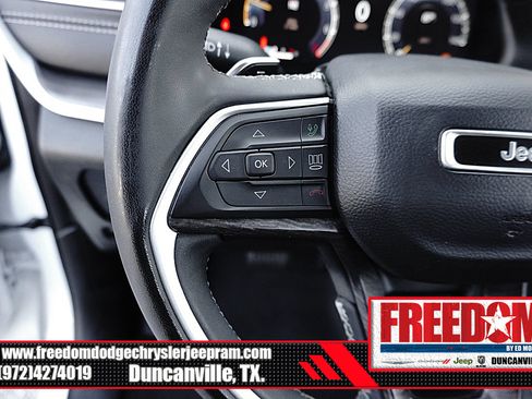 Used 2023 Jeep Grand Cherokee L Limited w/ Black Appearance Package AWD/4WD image 26
