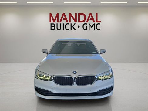 Used 2019 BMW 530i w/ Convenience Package image 3