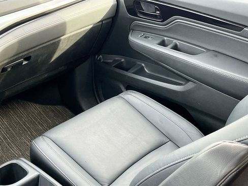 Used 2024 Honda Odyssey Touring image 25