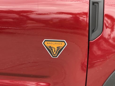 Certified 2025 Ford Bronco Sport Badlands AWD/4WD image 4
