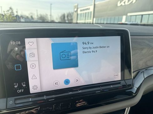 New 2026 Volkswagen Atlas SE FWD image 15
