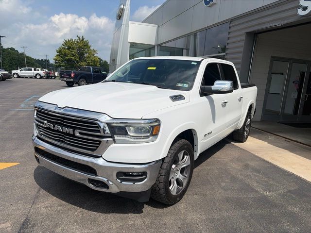 Used 2022 RAM 1500 Laramie AWD/4WD image 2