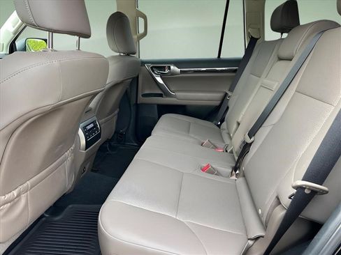 Used 2023 Lexus GX 460 Premium w/ Premium Package AWD/4WD image 18
