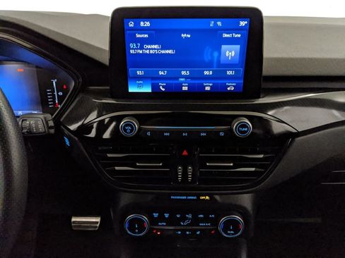 Certified 2024 Ford Escape ST-Line image 8