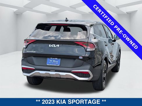 Used 2023 Kia Sportage LX FWD image 5