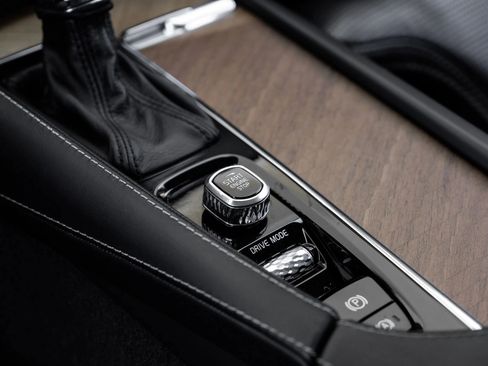 Used 2019 Volvo XC90 T6 Inscription w/ Advanced Package image 23