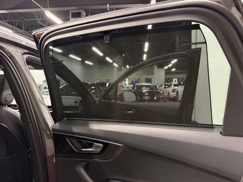 Used 2018 Audi Q7 3.0T Prestige AWD/4WD image 28