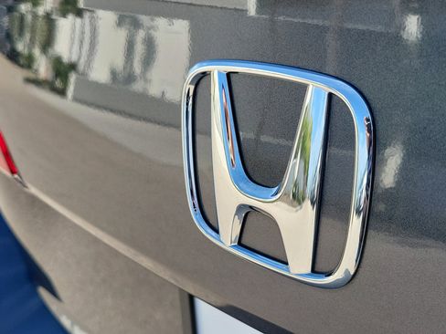 Used 2023 Honda Civic Sport image 11