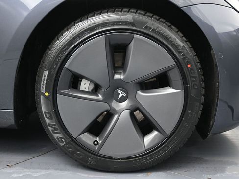 Used 2021 Tesla Model 3 Long Range image 11