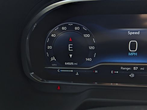 Used 2024 Chevrolet Suburban Premier image 13