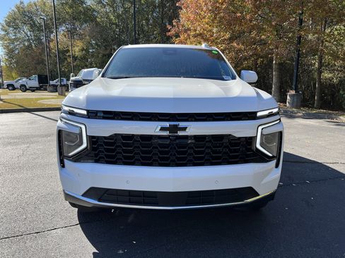 New 2026 Chevrolet Tahoe LS image 5